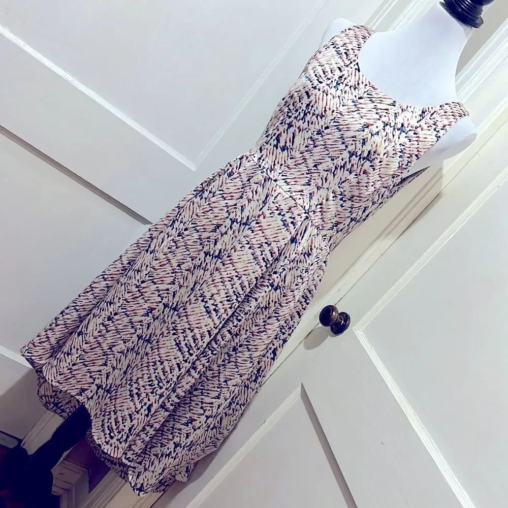 Classy The Limited high low dress for Spring! Women’s size 6